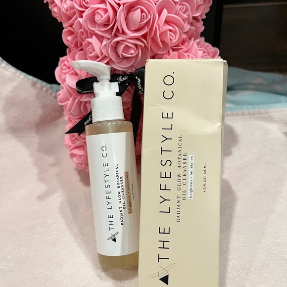 The Lyfestyle Co Oil Cleansing Balm - Picture 2 of 3